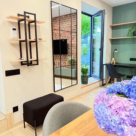 Blossom Apartment Lviv