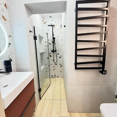 Blossom Apartment